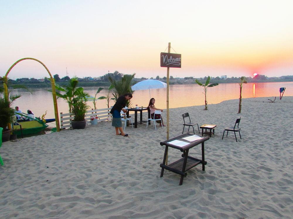 Nalinthone Guesthouse Ban Nongdouang Exterior foto